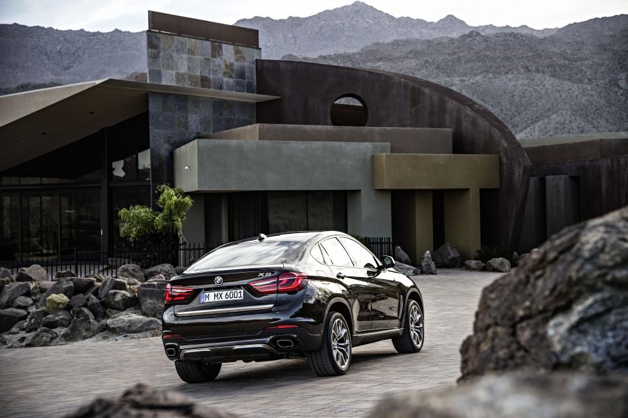  BMW X6 xDrive 5.0i 2015 года  (фото 29 из 113)